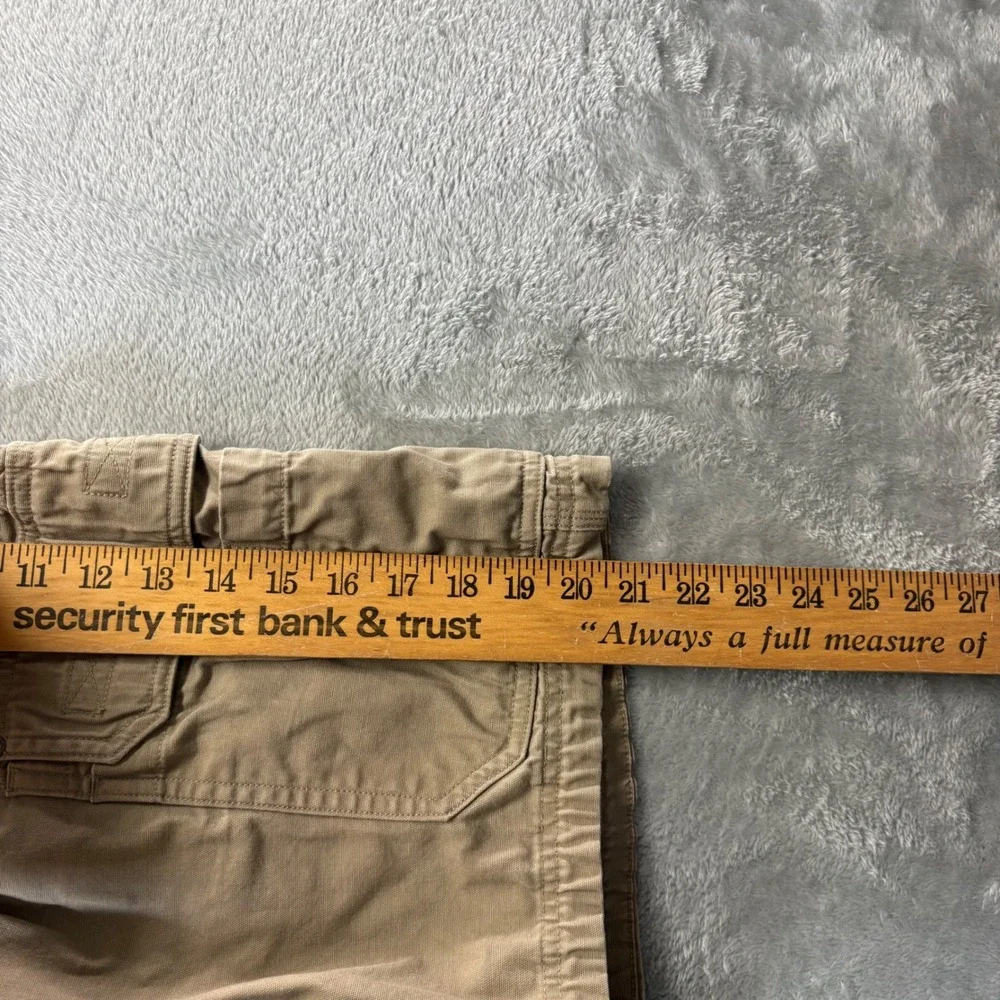 Duluth Trading Co Cargo Shorts Mens 32 Tan Flex Fire Hose Utility Workwear